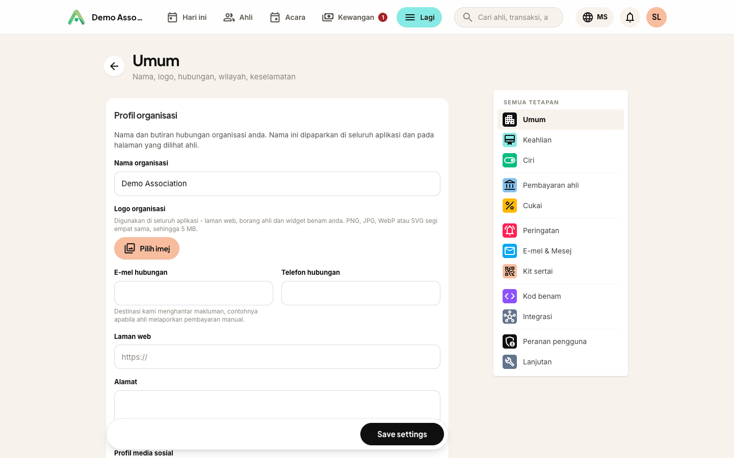 Bahagian Profil organisasi di bahagian atas Tetapan → Umum