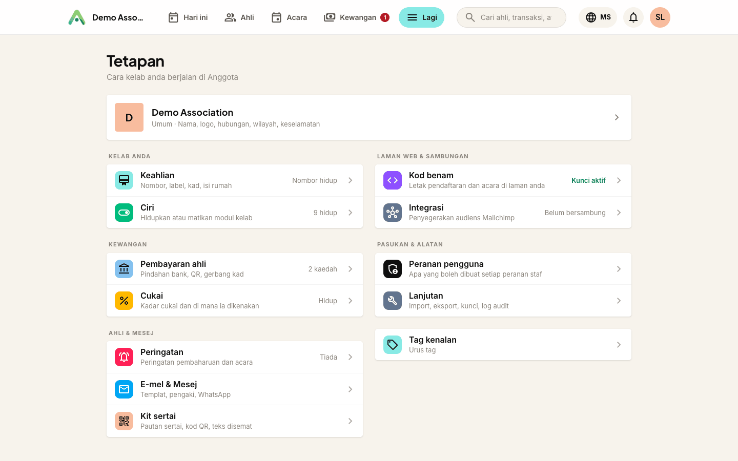 Skrin Tetapan - kelab anda, kewangan, ahli dan mesej, laman web dan pasukan, semuanya sekali klik sahaja